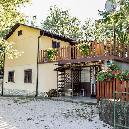 Apartmani Marica Risika Exteriör bild
