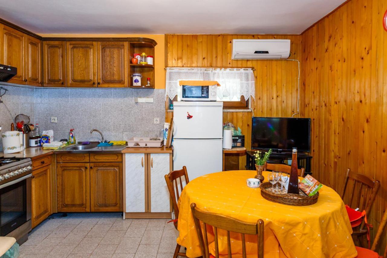 Apartmani Marica Risika Exteriör bild