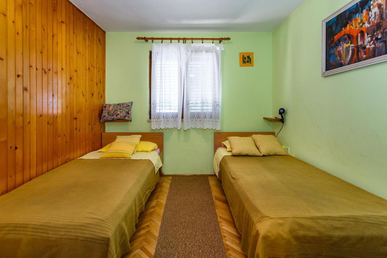 Apartmani Marica Risika Exteriör bild