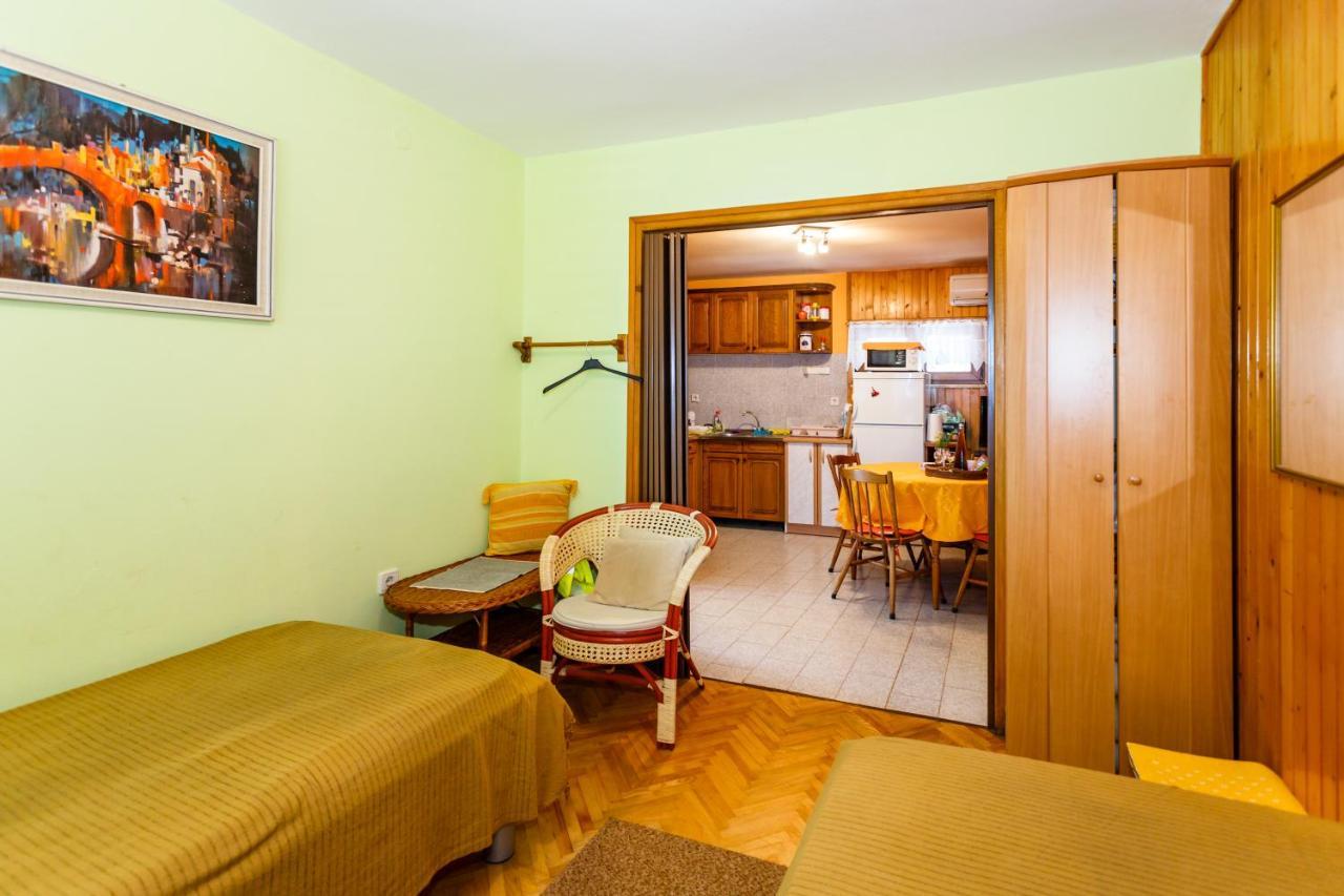 Apartmani Marica Risika Exteriör bild