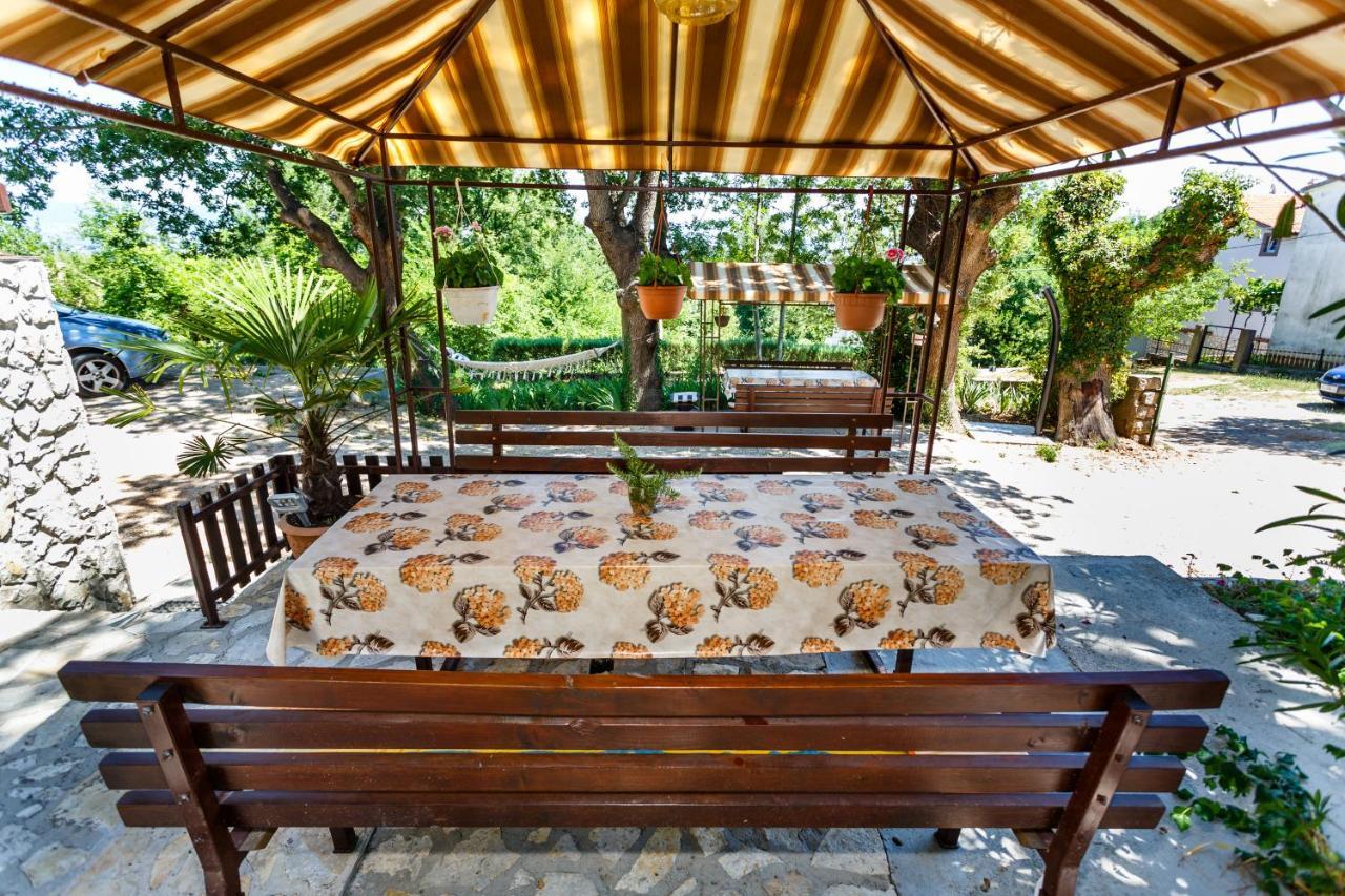 Apartmani Marica Risika Exteriör bild
