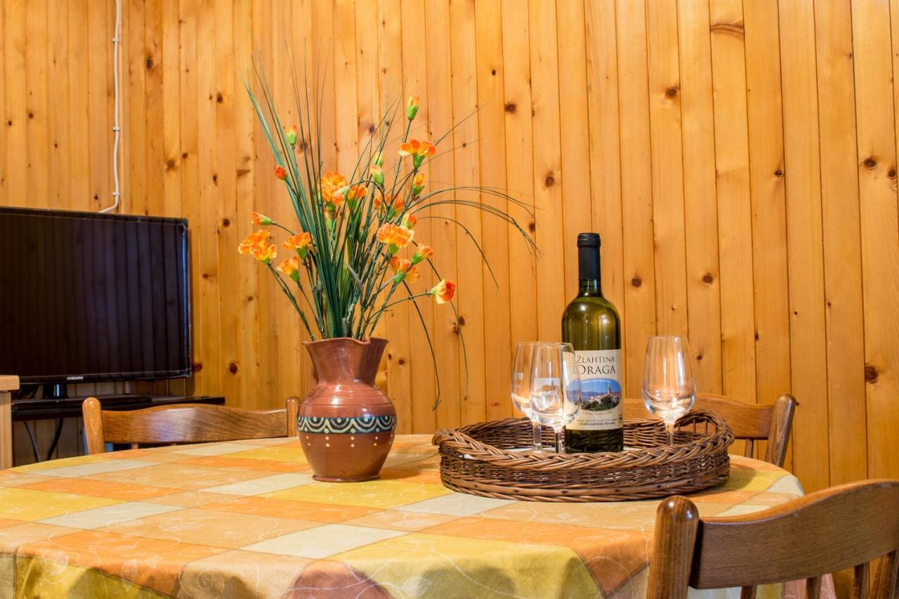 Apartmani Marica Risika Exteriör bild